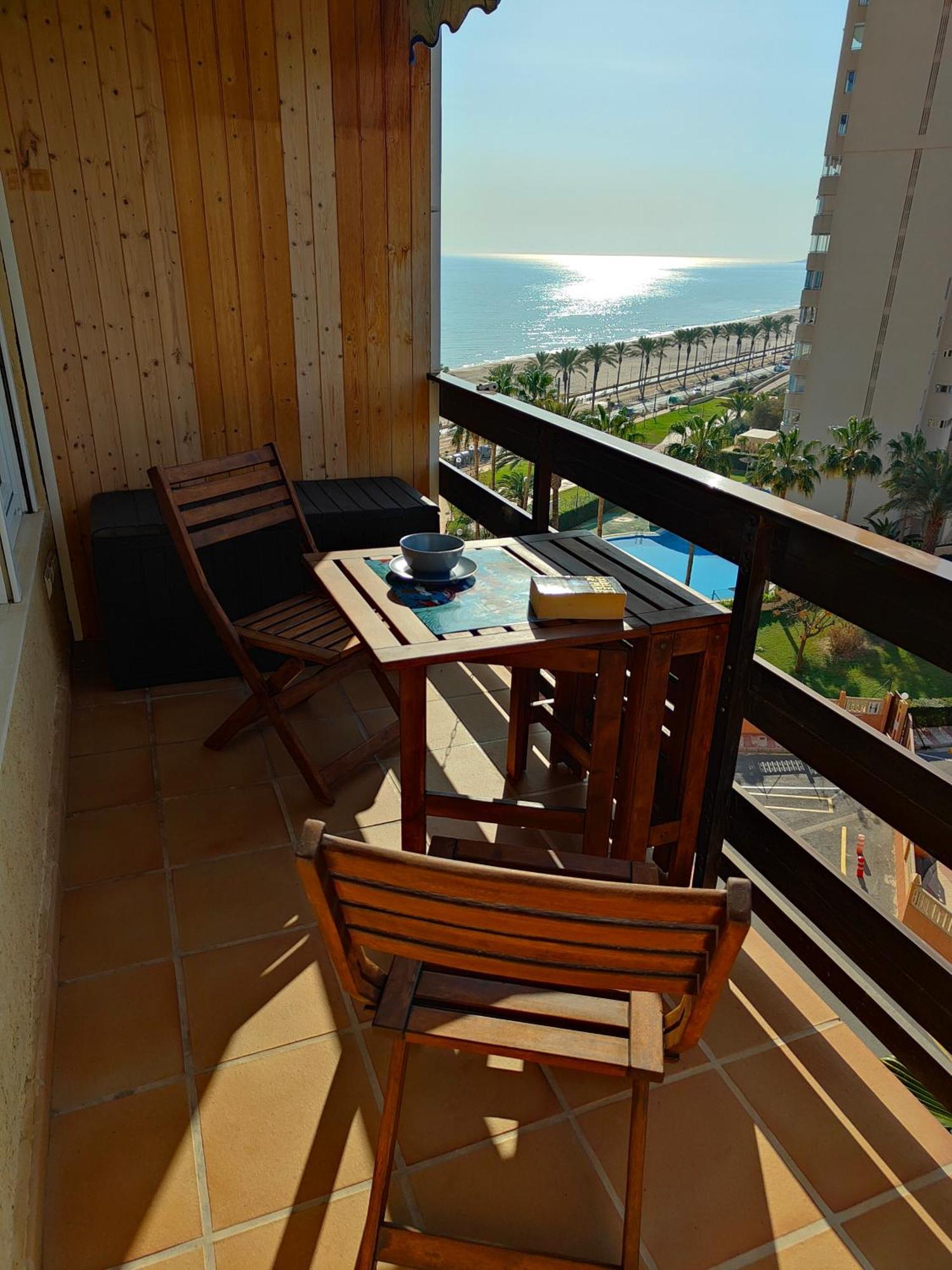 Seaside Beach-lounge Alicante *